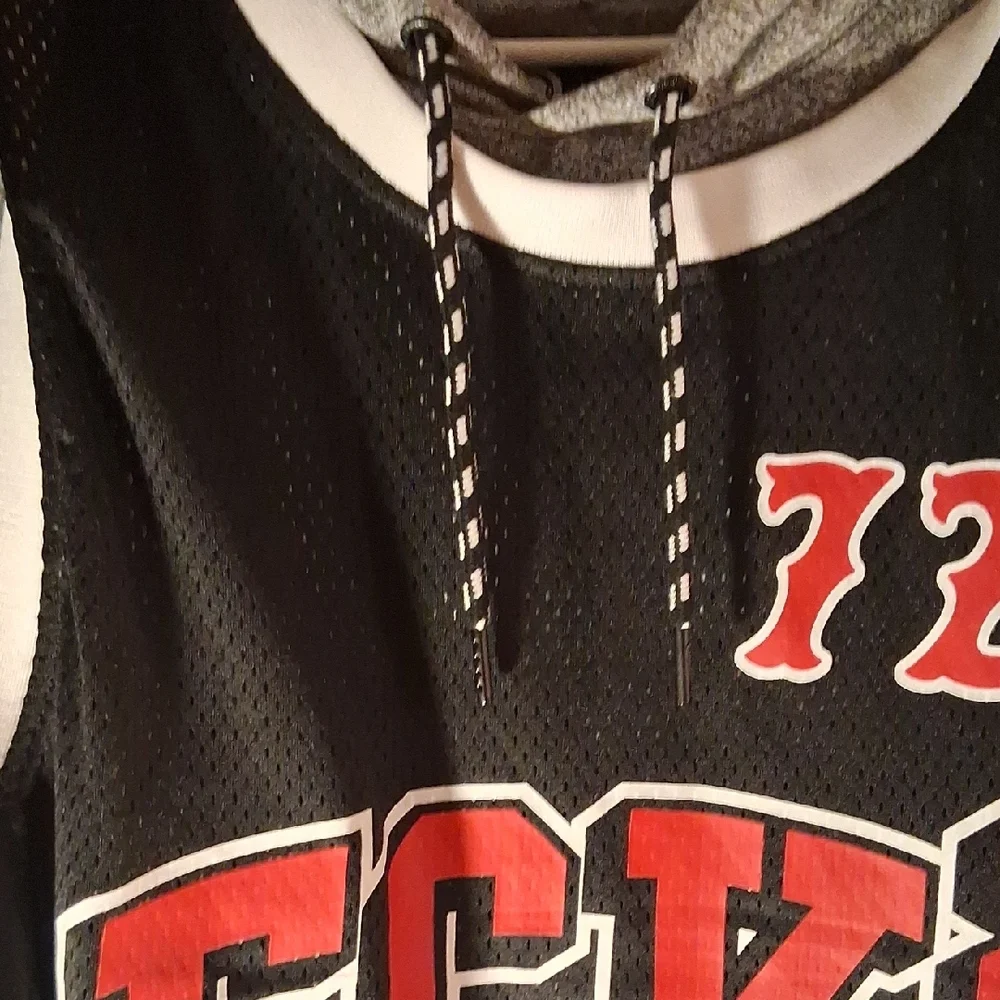 Ecko Unltd Black & Gray Hooded Mesh Tank - Picture 7 of 11
